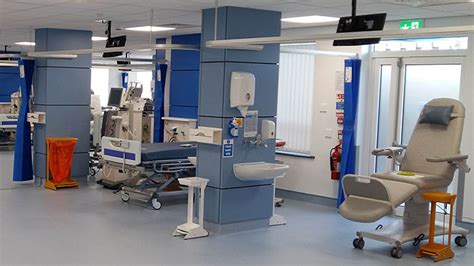 Satellite dialysis - Eastbourne Kidney Treatment Centre opened in 2014 as a nurse-led satellite dialysis centre run and managed by Diaverum, on behalf of the Brighton & Sussex University Hospital NHS Trust. The state-of-the-art centre provides dialysis in a modern and comfortable facility, accommodating 16 dialysis stations.